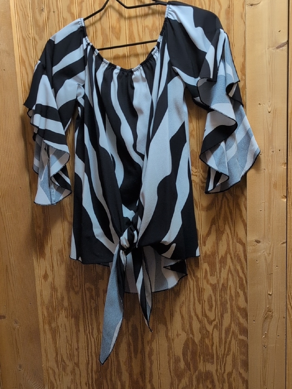 Womens Black & Light Blue Zebra-Print Tie-Front Top